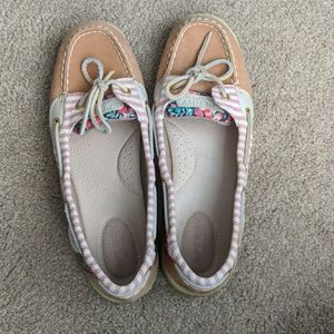 Sperry boat shoes